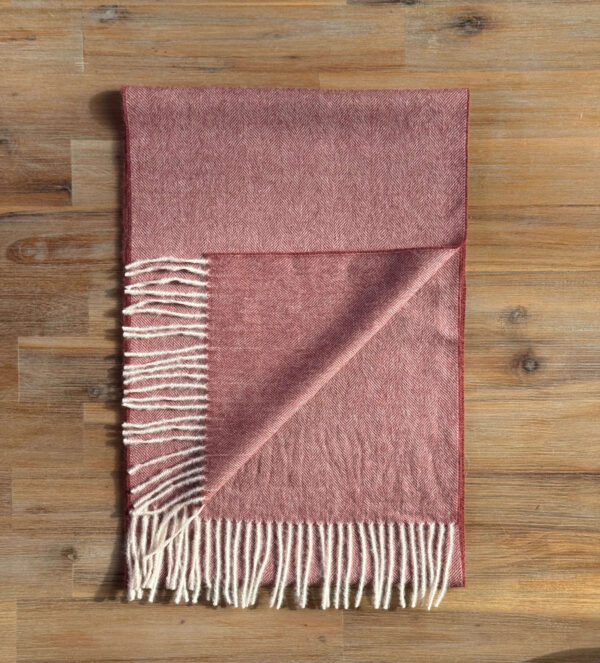 scarve herringbone red Alpaca Sjaal Rood met Visgraatpatroon
