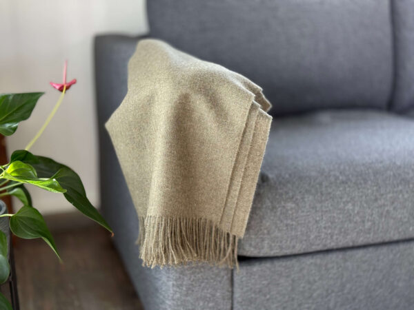 Alpaca Plaid Olijfgroen met decoratieve franjes